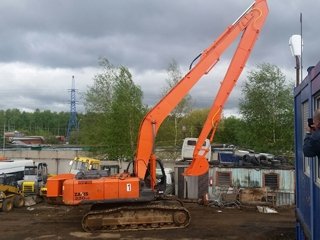 Гусеничный экскаватор Hitachi ZX330 Long Reach