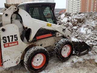  Мини-погрузчик Bobcat S175