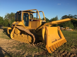  Бульдозер Caterpillar D6N XL