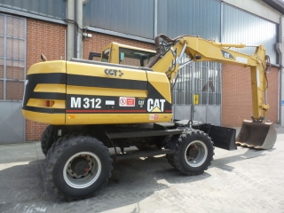  Колесный экскаватор Caterpillar M312