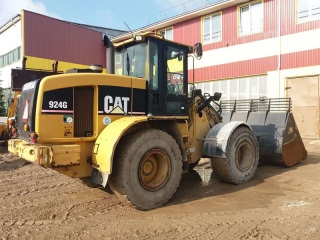  Фронтальный погрузчик Caterpillar 924G