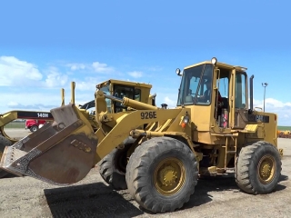  Фронтальный погрузчик Caterpillar 926