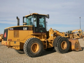  Фронтальный погрузчик Caterpillar 928G