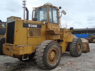  Фронтальный погрузчик Caterpillar 936E