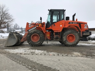  Фронтальный погрузчик Doosan DL200