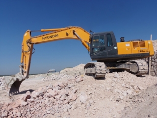  Гусеничный экскаватор Hitachi R290LC-7